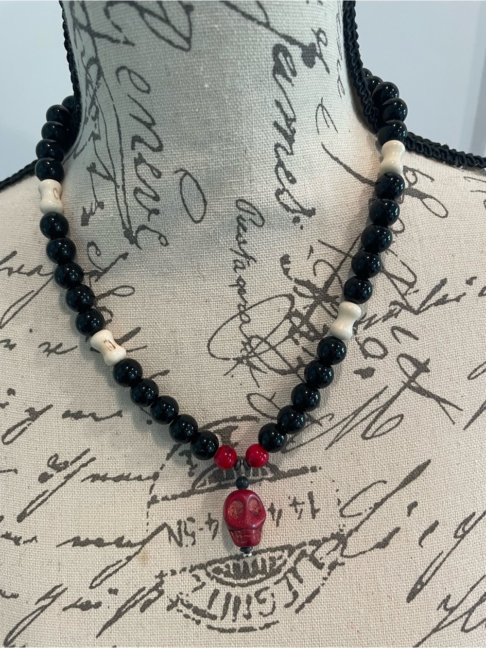 Black, Cream and Red Skull Bead Necklace